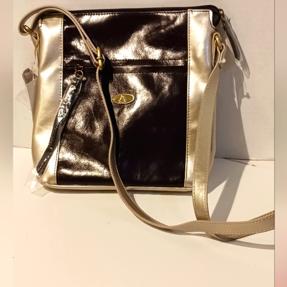 AURIELLE Genuine Leather Shoulder Crossbody Bag NWT